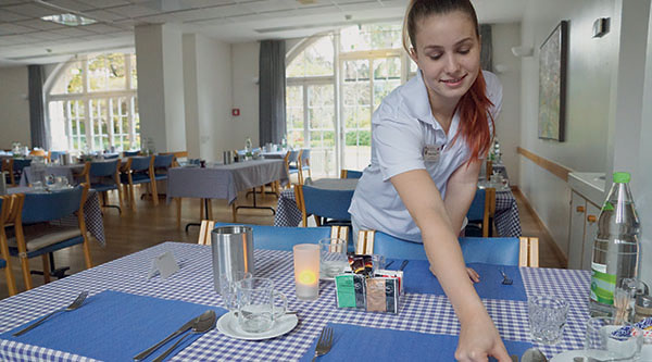 Berufsbild Fachmann/-frau Hauswirtschaft EFZ - gateway.one